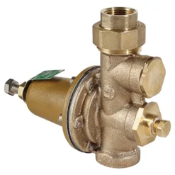 WATTS 3/4" Female X 3/4" Female Brass Pressure Reducing Valve